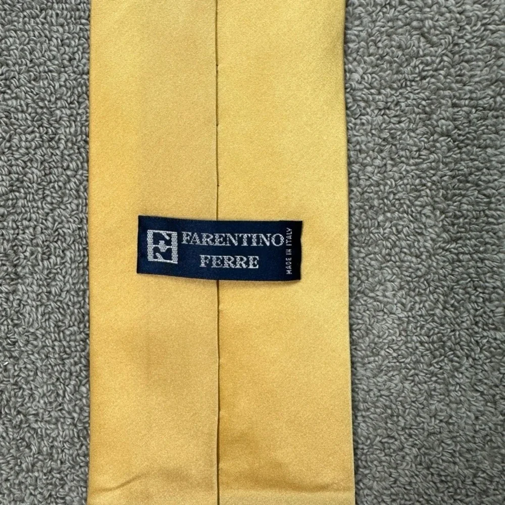 Yellow Solid Silk Men's Tie